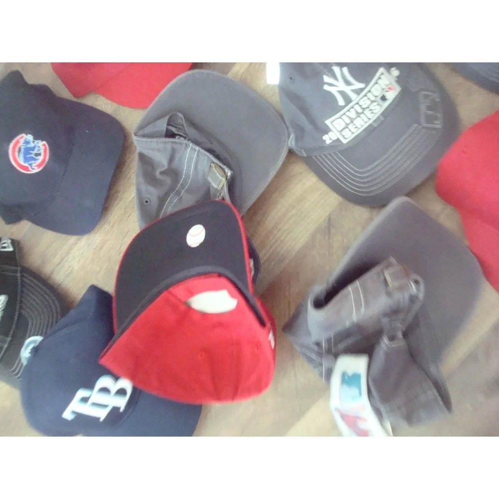 15 HATS MLB YANKEES RARE SPORTS STRAPBACK 90S WHOLESALE LOT HATS VINTAGE HAT CAP
